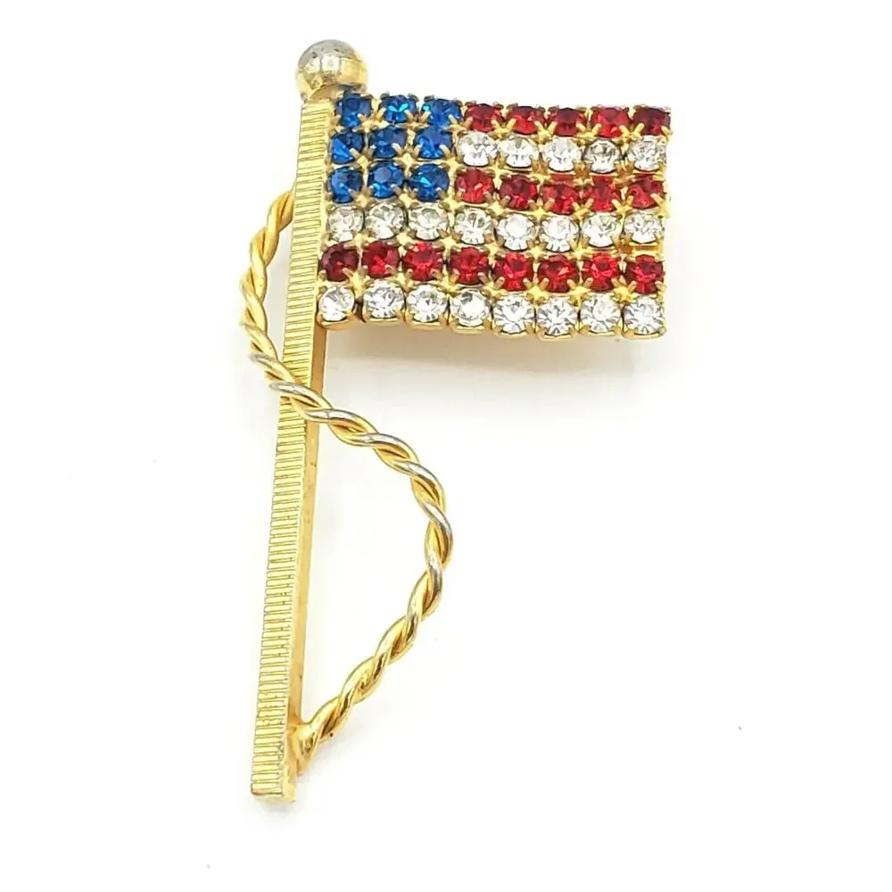 Vintage Multicolor Brooch Brilliant Rhinestone US American Flag 2 Inch Pin go-41